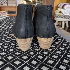 Dansko Shoes - Women's Dansko Maria Boot Dansko Shoes - Women's Dansko Maria Boot